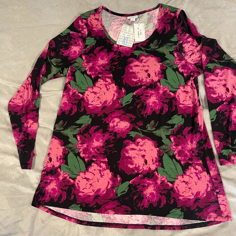 LuLaRoe Lynnae Top XL NWT